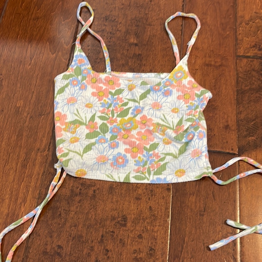 Floral crop top
